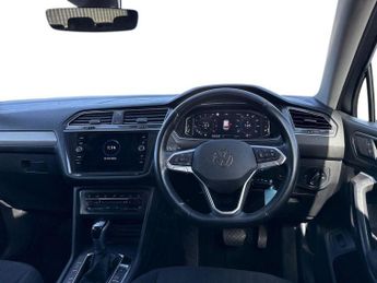 VOLKSWAGEN TIGUAN ALLSPACE 1.5 Tsi Life Suv 5Dr Petrol Dsg Euro 6 (S/S) (150 Ps)