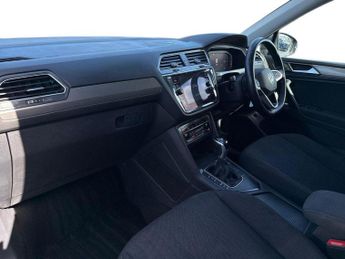 VOLKSWAGEN TIGUAN ALLSPACE 1.5 Tsi Life Suv 5Dr Petrol Dsg Euro 6 (S/S) (150 Ps)