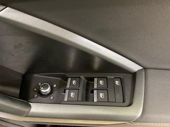 AUDI Q3 35 Tfsi S Line 5Dr S Tronic