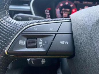 AUDI Q3 2.0 Tdi 40 S Line Suv 5Dr Diesel S Tronic Quattro Euro 6 (S/S) (