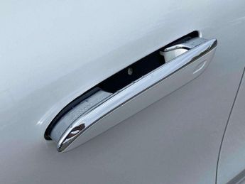 MERCEDES-BENZ EQE Eqe 300 180Kw Amg Line Premium 89Kwh 4Dr Auto