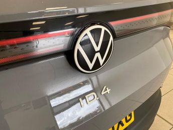 VOLKSWAGEN ID.4 Pro 77Kwh Life Edition Suv 5Dr Electric Auto (174 Ps)