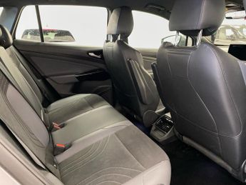 VOLKSWAGEN ID.4 Pro 77Kwh Life Edition Suv 5Dr Electric Auto (174 Ps)