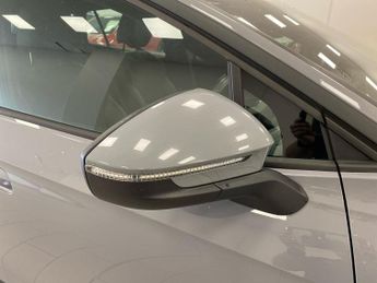 VOLKSWAGEN ID.4 Pro 77Kwh Life Edition Suv 5Dr Electric Auto (174 Ps)