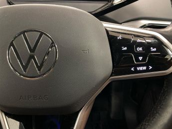 VOLKSWAGEN ID.4 Pure 52Kwh Life Suv 5Dr Electric Auto (148 Ps)