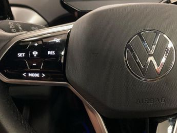 VOLKSWAGEN ID.4 Pure 52Kwh Life Suv 5Dr Electric Auto (148 Ps)