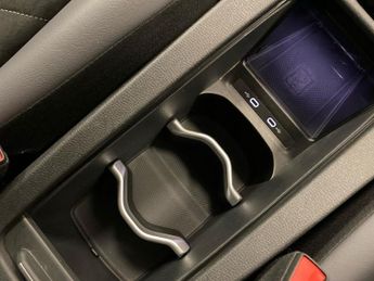 VOLKSWAGEN ID.4 Pure 52kWh Life SUV 5dr Electric Auto (148 ps)