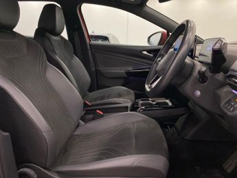 VOLKSWAGEN ID.4 Pure 52Kwh Life Suv 5Dr Electric Auto (148 Ps)