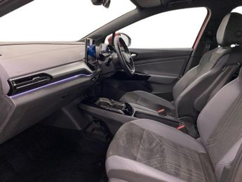 VOLKSWAGEN ID.4 Pure 52Kwh Life Suv 5Dr Electric Auto (148 Ps)