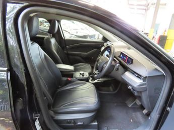 FORD MUSTANG MACH-E 198Kw Standard Range 70Kwh Rwd 5Dr Auto