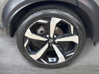 NISSAN JUKE 1.6 Tekna Suv 5Dr Petrol Hybrid Auto Euro 6 (143 Ps)