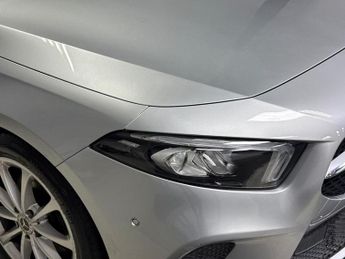 MERCEDES-BENZ A CLASS 1.5 A180D Sport (Executive) Hatchback 5Dr Diesel 7G-Dct Euro 6 (