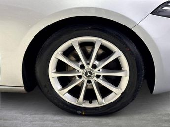 MERCEDES-BENZ A CLASS 1.5 A180D Sport (Executive) Hatchback 5Dr Diesel 7G-Dct Euro 6 (