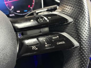 MERCEDES-BENZ GLC Glc 220D 4Matic Amg Line 5Dr 9G-Tronic