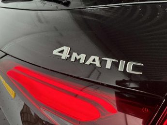 MERCEDES-BENZ GLC Glc 220D 4Matic Amg Line 5Dr 9G-Tronic