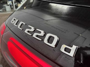 MERCEDES-BENZ GLC Glc 220D 4Matic Amg Line 5Dr 9G-Tronic
