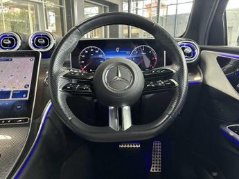 MERCEDES-BENZ GLC Glc 220D 4Matic Amg Line 5Dr 9G-Tronic