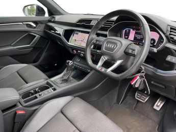 AUDI Q3 35 Tfsi Black Edition 5Dr S Tronic [C+S Pack]
