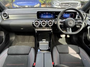 MERCEDES-BENZ A CLASS A200 Amg Line Premium Plus 5Dr Auto