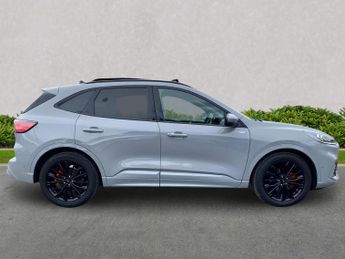 FORD KUGA 2.5 Fhev Graphite Tech Edition 5Dr Cvt