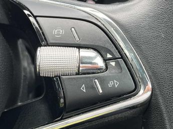 SKODA KAROQ 1.5 Tsi Se Drive 5Dr Dsg