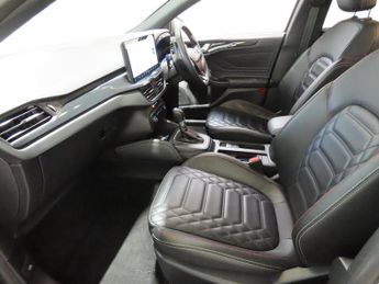 FORD FOCUS 1.0 Ecoboost Hybrid Mhev St-Line Vign 5Dr Auto