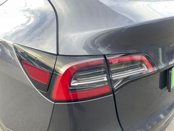 TESLA MODEL Y (Dual Motor) Long Range Suv 5Dr Electric Auto 4Wde (384 Bhp)