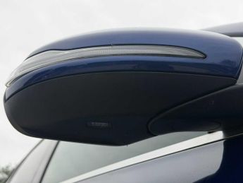 MERCEDES-BENZ GLC Glc 300 4Matic Amg Line Premium 5Dr 9G-Tronic