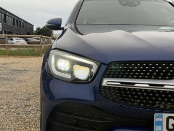 MERCEDES-BENZ GLC Glc 300 4Matic Amg Line Premium 5Dr 9G-Tronic