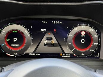 NISSAN JUKE 1.6 Hybrid N-Connecta 5Dr Auto