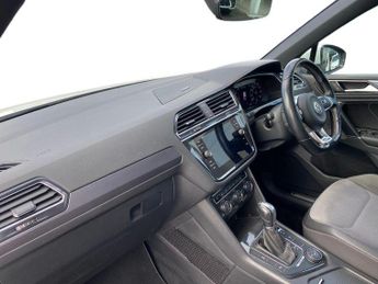 VOLKSWAGEN TIGUAN 2.0 Tdi R-Line Suv 5Dr Diesel Dsg 4Motion Euro 6 (S/S) (150 Ps)