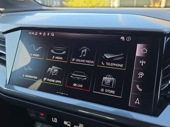 AUDI Q4 210Kw 45 82Kwh Black Edition 5Dr Auto [Tech Pack]