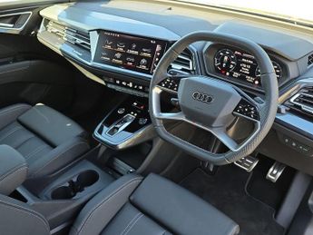 AUDI Q4 210Kw 45 82Kwh Black Edition 5Dr Auto [Tech Pack]