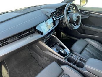 AUDI A3 2.0 Tdi 35 S Line Sportback 5Dr Diesel S Tronic Euro 6 (S/S) (15