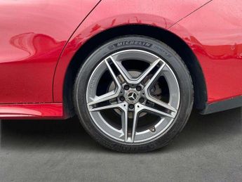 MERCEDES-BENZ CLA Cla 180 Amg Line Premium Plus 4Dr Tip Auto