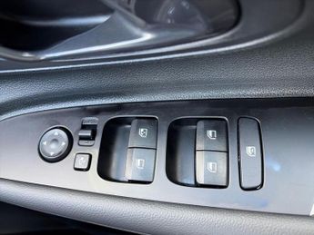 HYUNDAI BAYON 1.0 T-Gdi Mhev Premium Suv 5Dr Petrol Hybrid Dct Euro 6 (S/S) (1