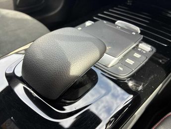 MERCEDES-BENZ CLA Cla 200 Amg Line Executive 4Dr Tip Auto