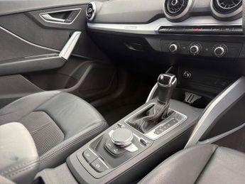 AUDI Q2 35 Tfsi Black Edition 5Dr S Tronic