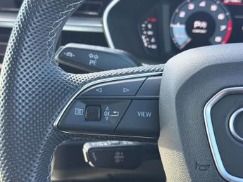AUDI Q3 35 Tfsi S Line 5Dr S Tronic [Leather]