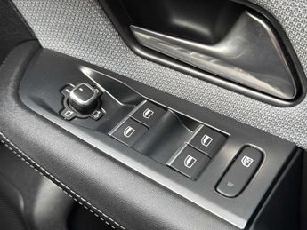 VAUXHALL GRANDLAND 157Kw Gs 73Kwh 5Dr Auto