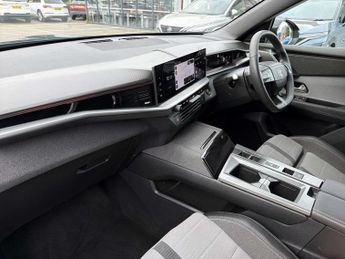 VAUXHALL GRANDLAND 157Kw Gs 73Kwh 5Dr Auto
