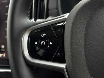 VOLVO XC90 2.0 T8 Phev Plus Dark 5Dr Awd Geartronic