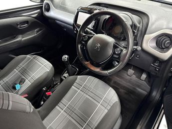 PEUGEOT 108 1.2 Puretech Allure Hatchback 5Dr Petrol Manual Euro 6 (82 Ps)