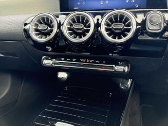 MERCEDES-BENZ A CLASS A200 Amg Line Executive 5Dr Auto