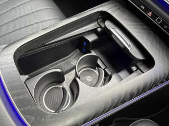 MERCEDES-BENZ E CLASS E200 Amg Line 5Dr 9G-Tronic
