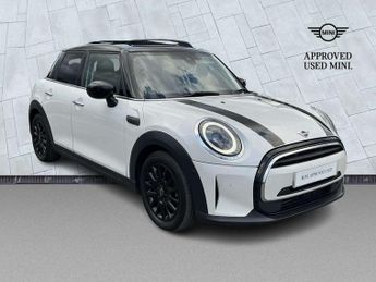 MINI Hatch 1.5 Cooper Classic Premium Plus 5Dr Auto
