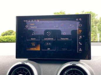 AUDI Q2 35 Tfsi Sport 5Dr S Tronic [Tech]