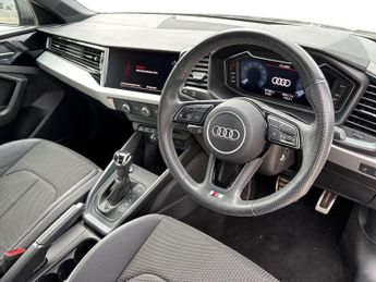 AUDI A1 1.0 Tfsi 30 S Line Sportback 5Dr Petrol S Tronic Euro 6 (S/S) (1