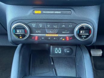 FORD KUGA 2.0 Ecoblue Vignale Suv 5Dr Diesel Auto Awd Euro 6 (S/S) (190 Ps