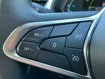RENAULT CAPTUR 1.6 E-Tech Full Hybrid 145 Techno 5Dr Auto